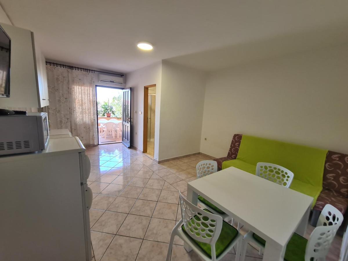 Apartments Barbati Kustići Zewnętrze zdjęcie