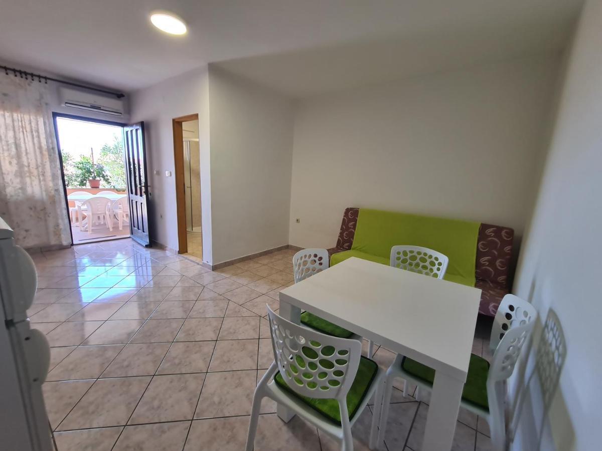 Apartments Barbati Kustići Zewnętrze zdjęcie