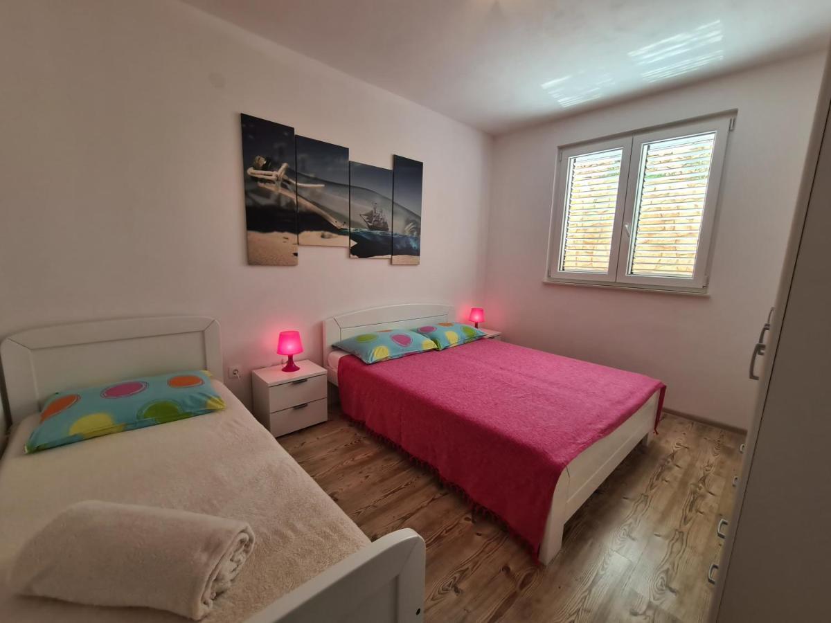 Apartments Barbati Kustići Zewnętrze zdjęcie