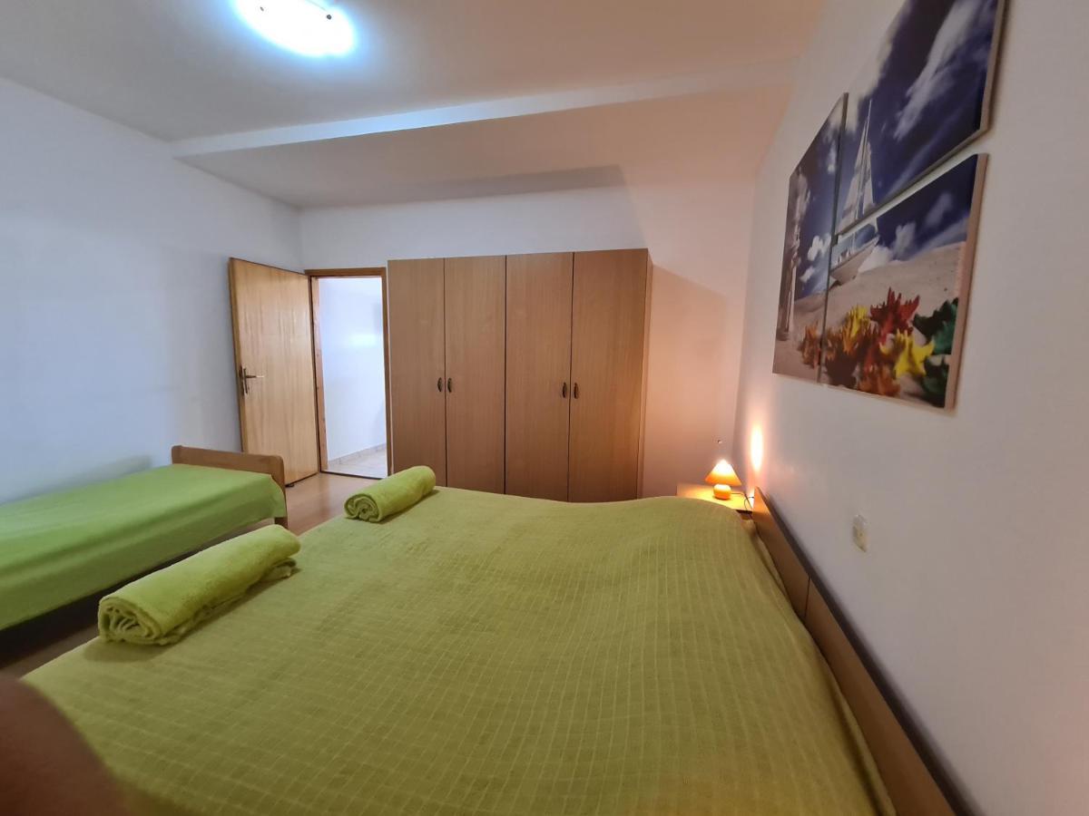 Apartments Barbati Kustići Zewnętrze zdjęcie